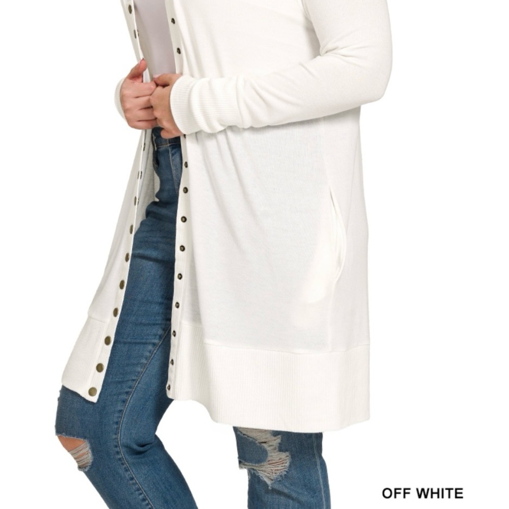 New! Plus Size Off White Long Cardigan with Button Detail Sizes 1X 2X 3X - Picture 3 of 4